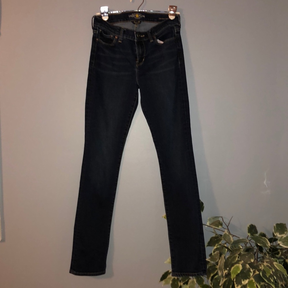 Lucky brand darkwash jeans